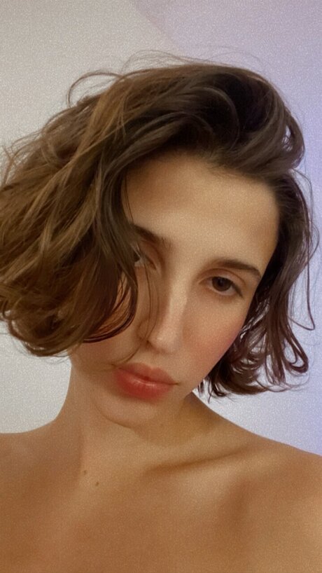 Martina  Free