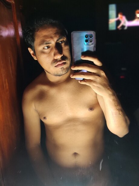 Foto di nudo di fuga di OnlyFans di Jhon Erick