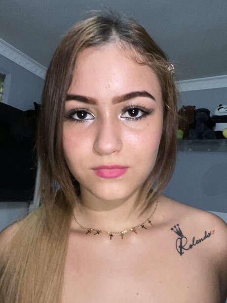 Foto di nudo di fuga di OnlyFans di Camila Gil