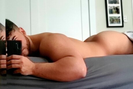 Foto di nudo di fuga di OnlyFans di Ash