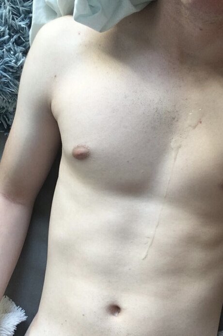 Foto di nudo di fuga di OnlyFans di Max