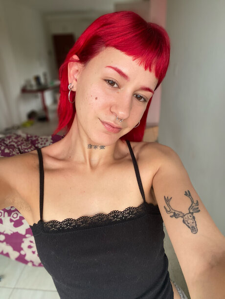 Foto di nudo di fuga di OnlyFans di Delfi 