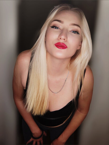 Foto di nudo di fuga di OnlyFans di Lauritta Kristy