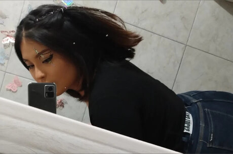 Foto di nudo di fuga di OnlyFans di Goddess Kiria