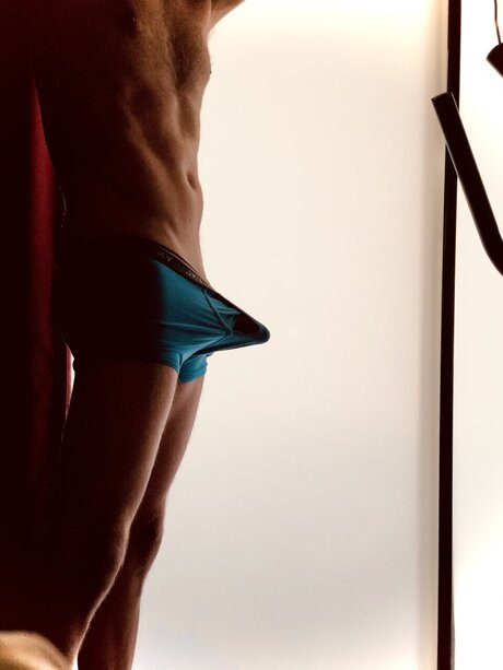 Foto di nudo di fuga di OnlyFans di The Easy Cheese