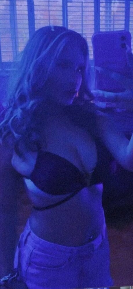 Foto di nudo di fuga di OnlyFans di Tori Tx