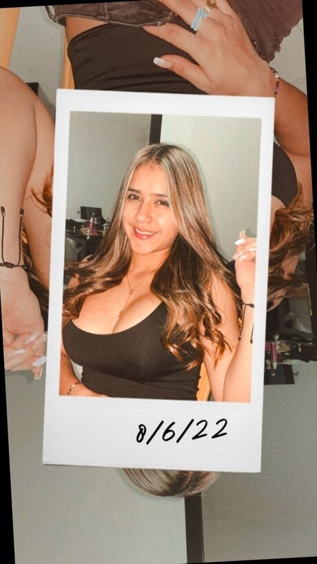 Foto di nudo di fuga di OnlyFans di Marcela Lopez 