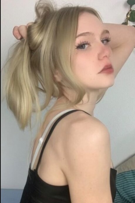 Foto di nudo di fuga di OnlyFans di Fayletha