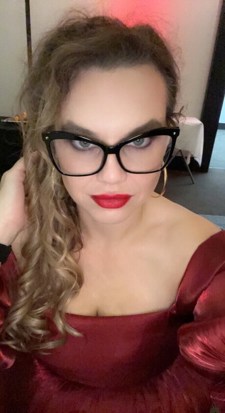 Foto di nudo di fuga di OnlyFans di My Dirty Pony