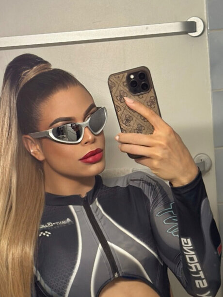 Foto di nudo di fuga di OnlyFans di Emillydias