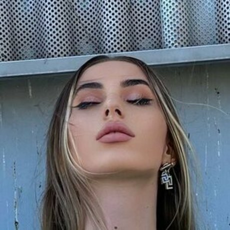 Foto di nudo di fuga di OnlyFans di Eva Mentas