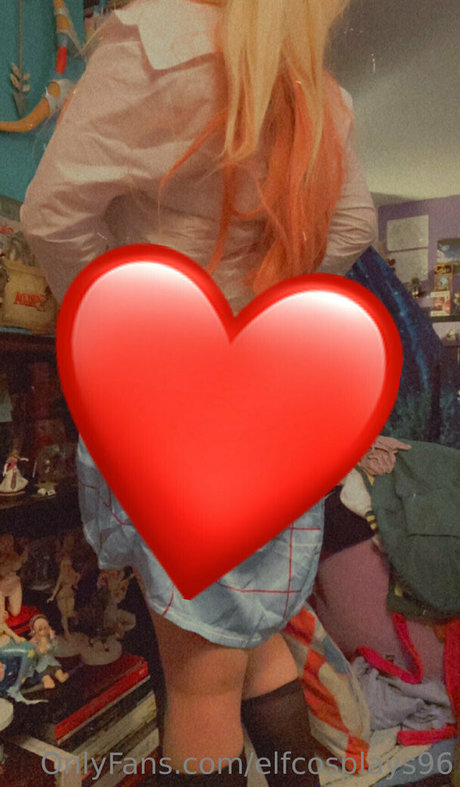 Foto di nudo di fuga di OnlyFans di Elfcosplays96