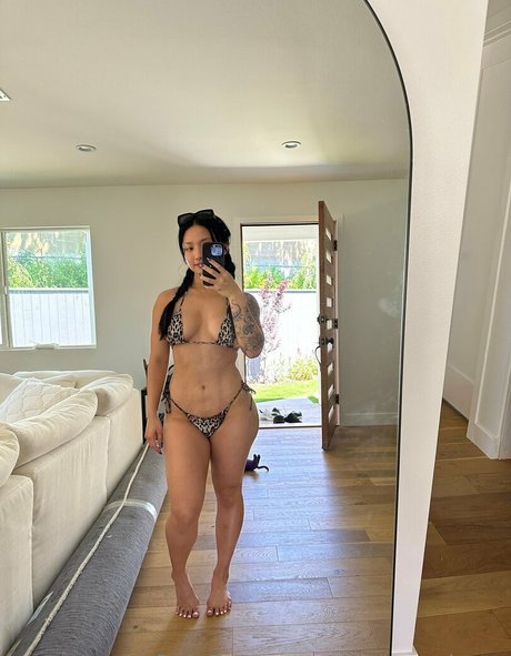 Foto di nudo di fuga di OnlyFans di Cattiiieeen