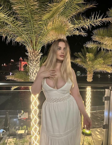 Foto di nudo di fuga di OnlyFans di Yashevtsulya