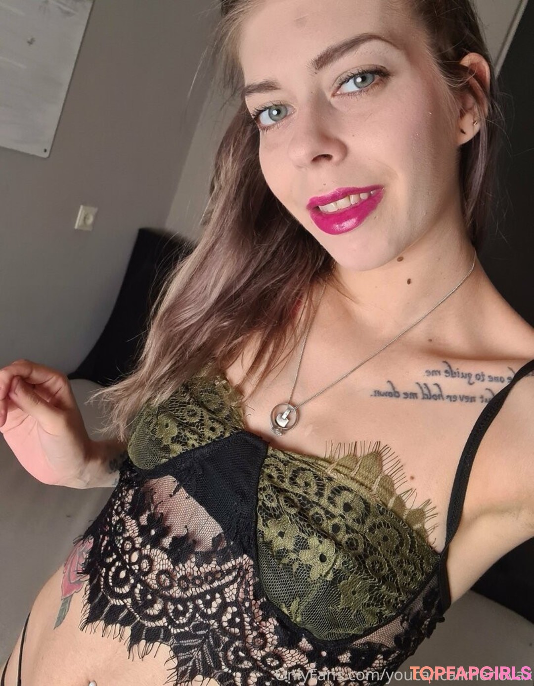 Foto di nudo di fuga di OnlyFans di Xlilagreyyfree #55 Foto di nudo di fuga di OnlyFans di Xlilagreyyfree #55