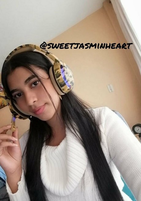 Foto di nudo di fuga di OnlyFans di Thickbabyzara