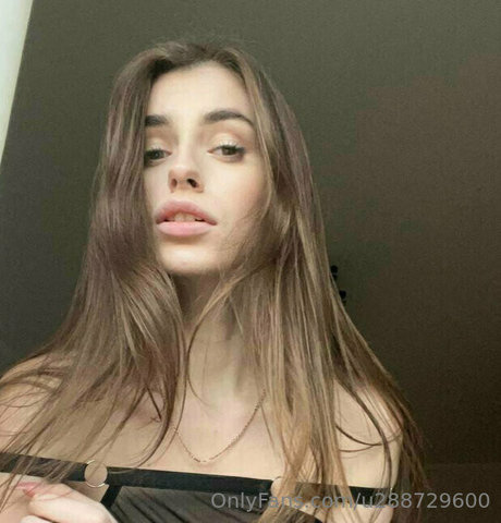 Foto di nudo di fuga di OnlyFans di Judymi