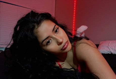 Foto di nudo di fuga di OnlyFans di Chantell Flores