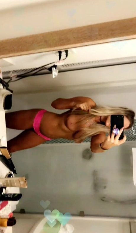 Foto di nudo di fuga di OnlyFans di Amber Beiarski