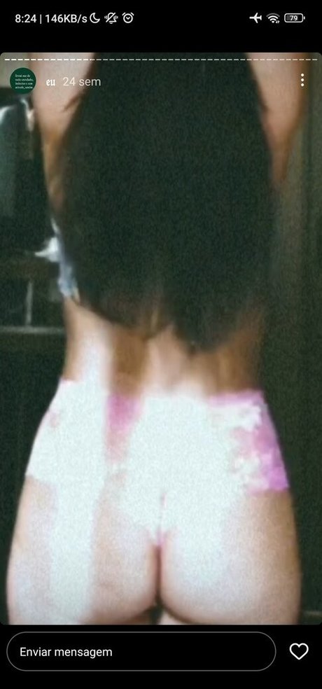 Foto di nudo di fuga di OnlyFans di Portellarebeca