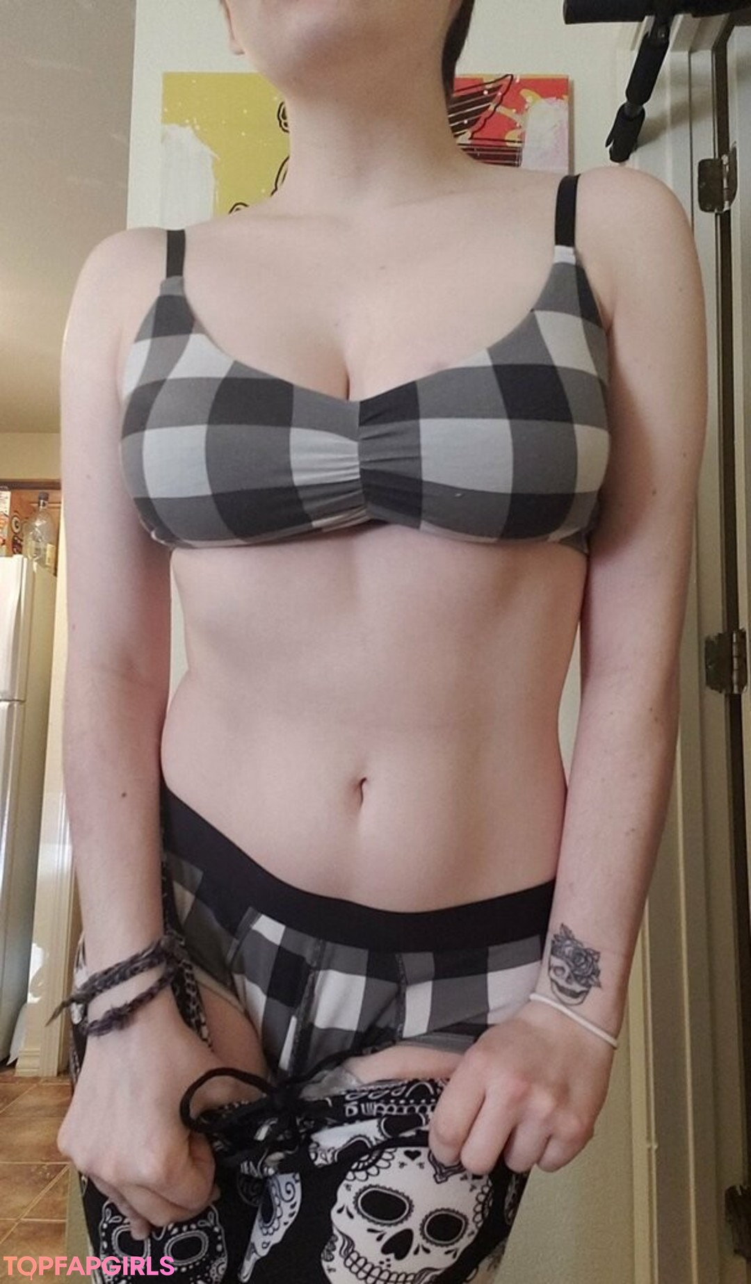 Foto di nudo di fuga di OnlyFans di Curvyelvishgirl #22 Foto di nudo di fuga di OnlyFans di Curvyelvishgirl #22