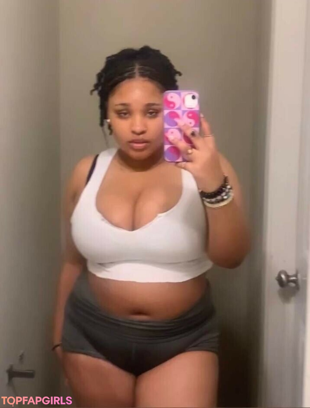 Foto di nudo di fuga di OnlyFans di Jasminehiil #10 Foto di nudo di fuga di OnlyFans di Jasminehiil #10