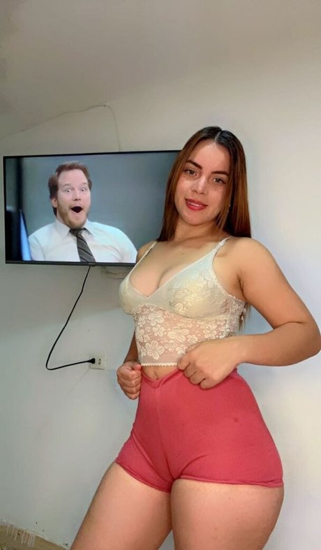 Foto di nudo di fuga di OnlyFans di Mibivioficial