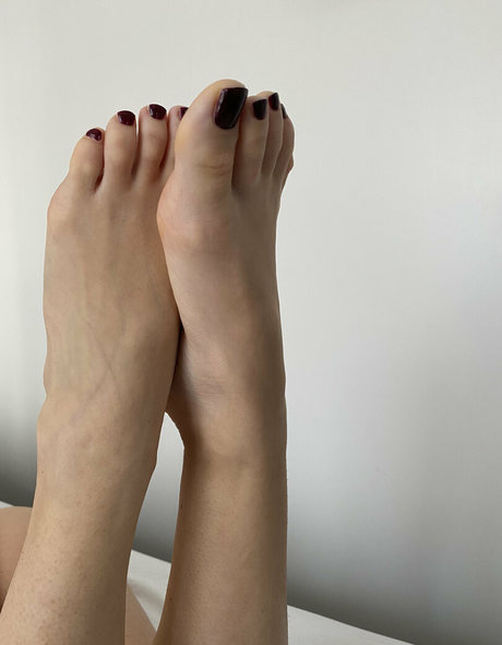 Foto di nudo di fuga di OnlyFans di Italianfeetluv