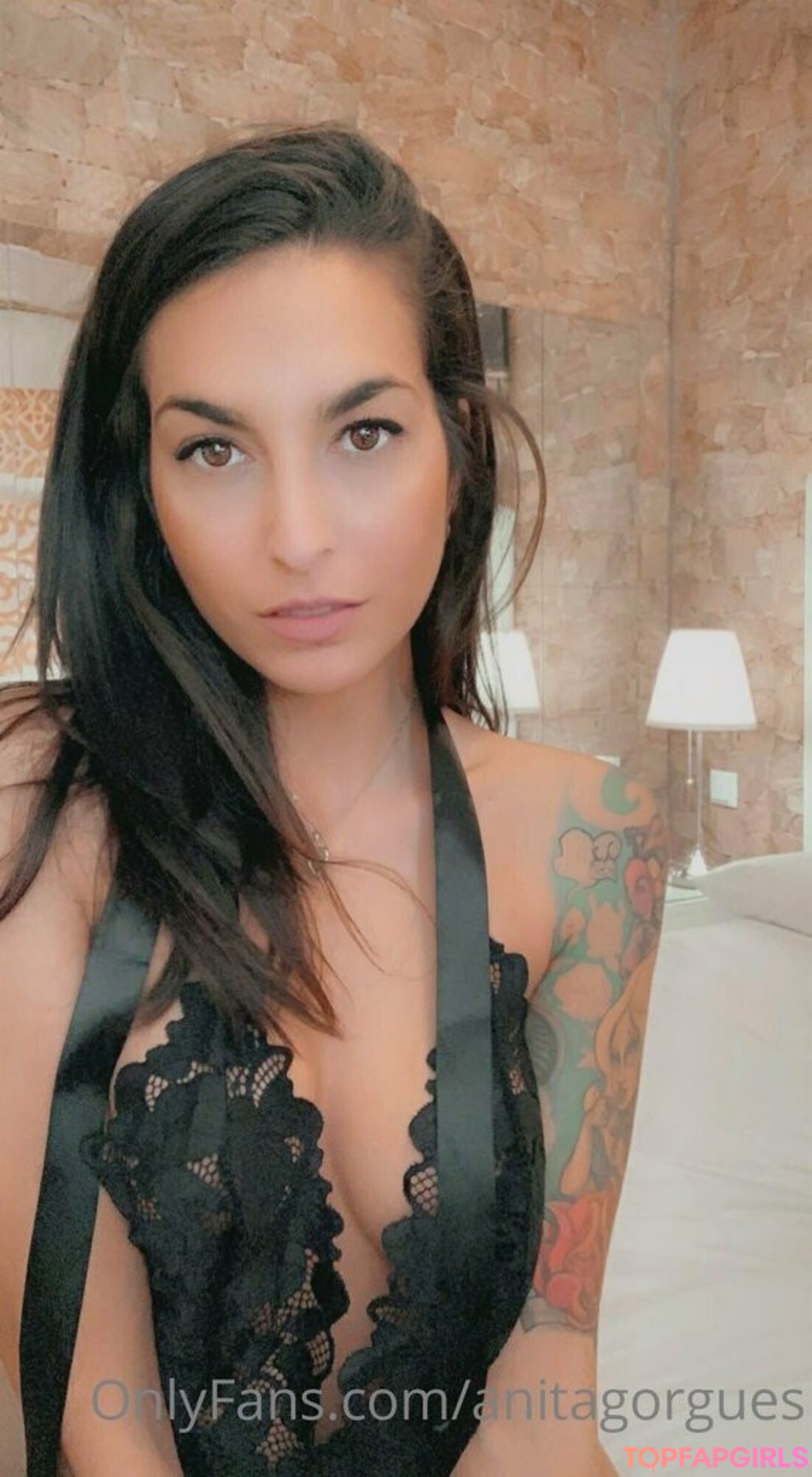 Foto di nudo di fuga di OnlyFans di Anitagorgues #472