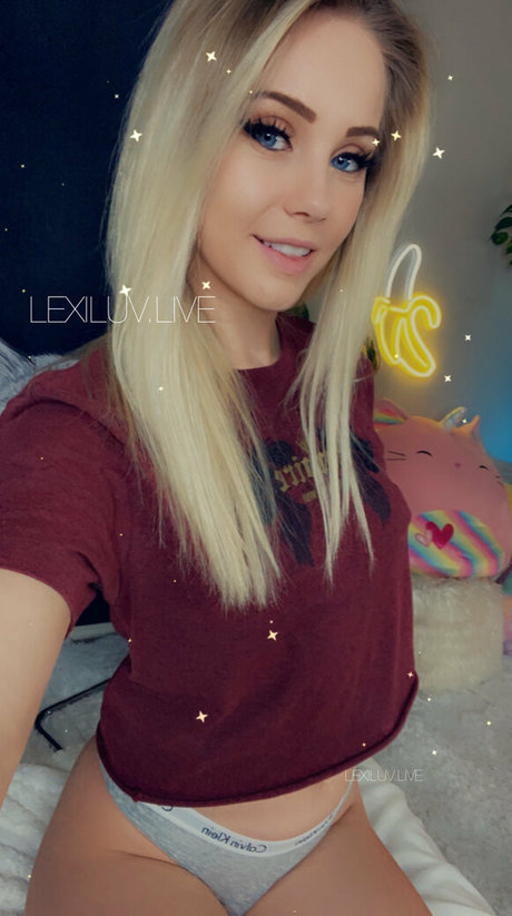 Foto di nudo di fuga di OnlyFans di Luvlexi