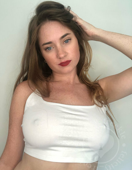 Foto di nudo di fuga di OnlyFans di Felicityfreckle
