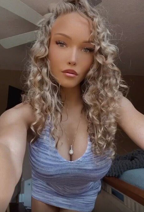 Foto di nudo di fuga di OnlyFans di Evie Erikson