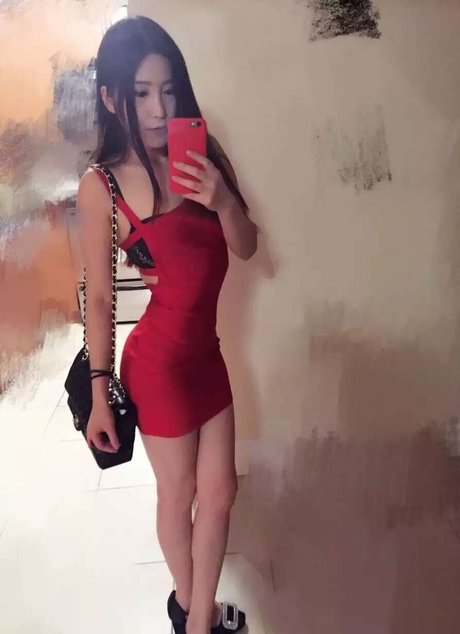 Foto di nudo di fuga di OnlyFans di Vivika Babe