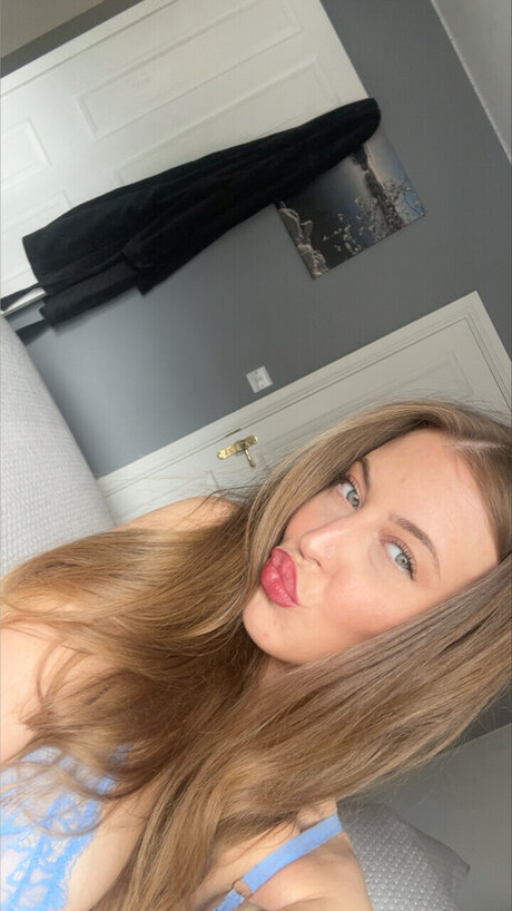 Foto di nudo di fuga di OnlyFans di Amyyy