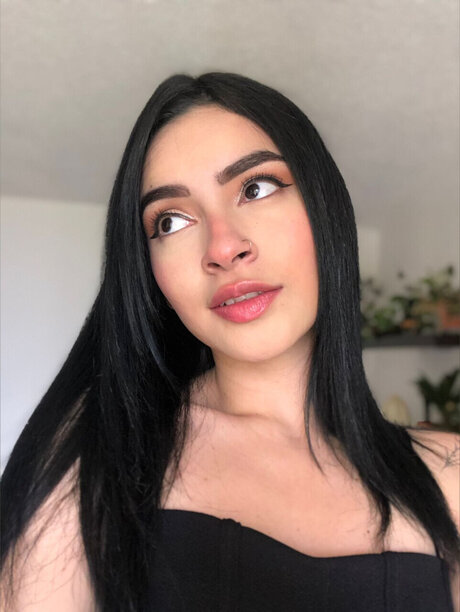 La Nea Y La Dama