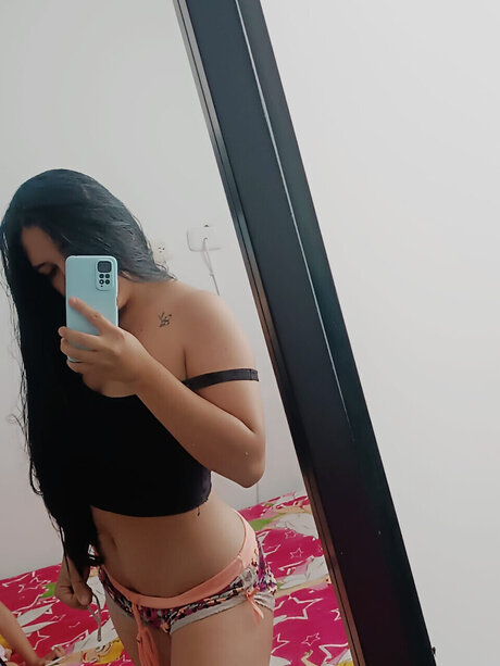 Foto di nudo di fuga di OnlyFans di Angiie Sanchez