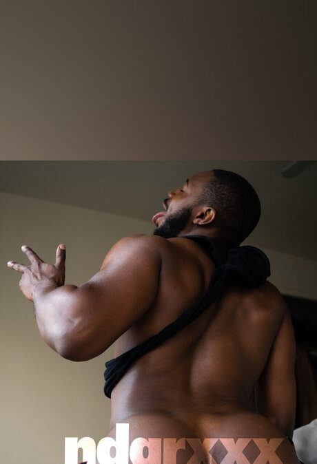 Foto di nudo di fuga di OnlyFans di 90  