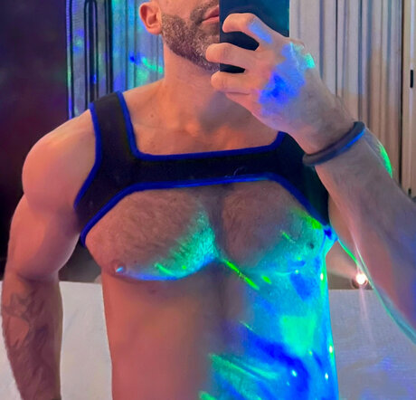 Foto di nudo di fuga di OnlyFans di Hung Lad