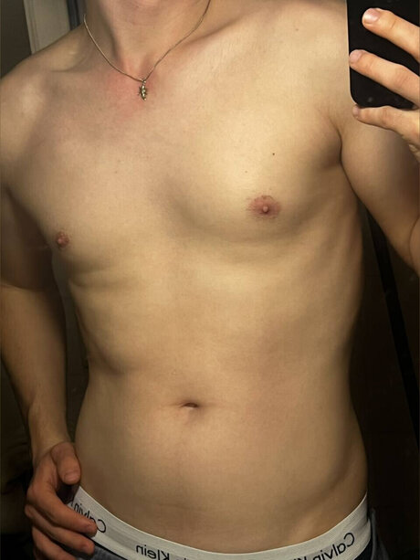 Foto di nudo di fuga di OnlyFans di Blondebabypt