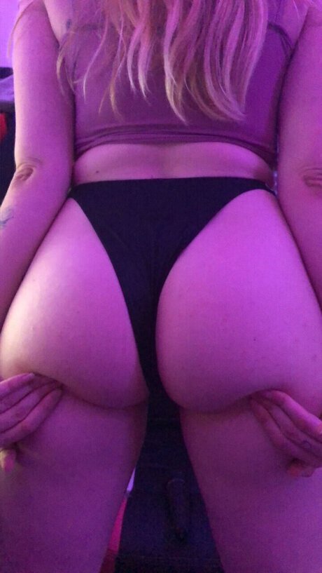 Pinkyx