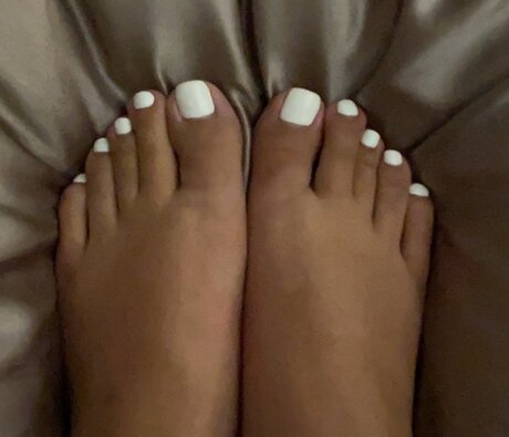 Foto di nudo di fuga di OnlyFans di Suz