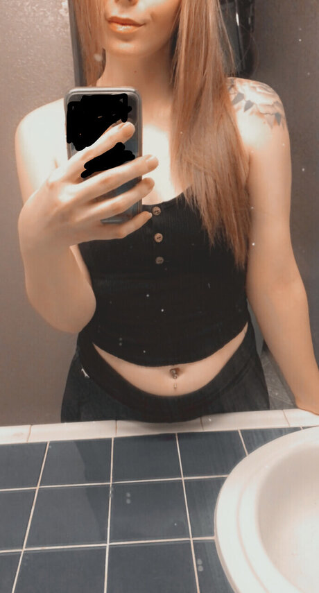 Foto di nudo di fuga di OnlyFans di U77974315