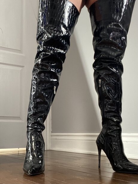 Foto di nudo di fuga di OnlyFans di Jenny