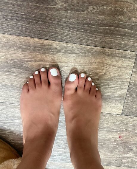 Foto di nudo di fuga di OnlyFans di Herfeetz