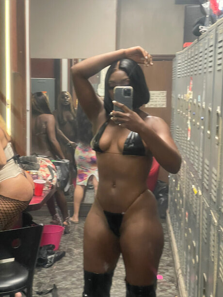 Foto di nudo di fuga di OnlyFans di Choco
