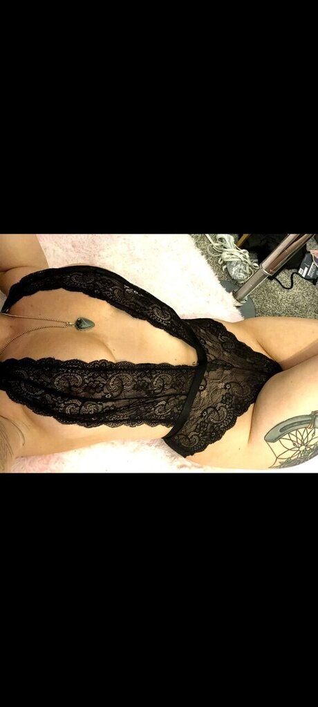 Foto di nudo di fuga di OnlyFans di Ivyclimbs