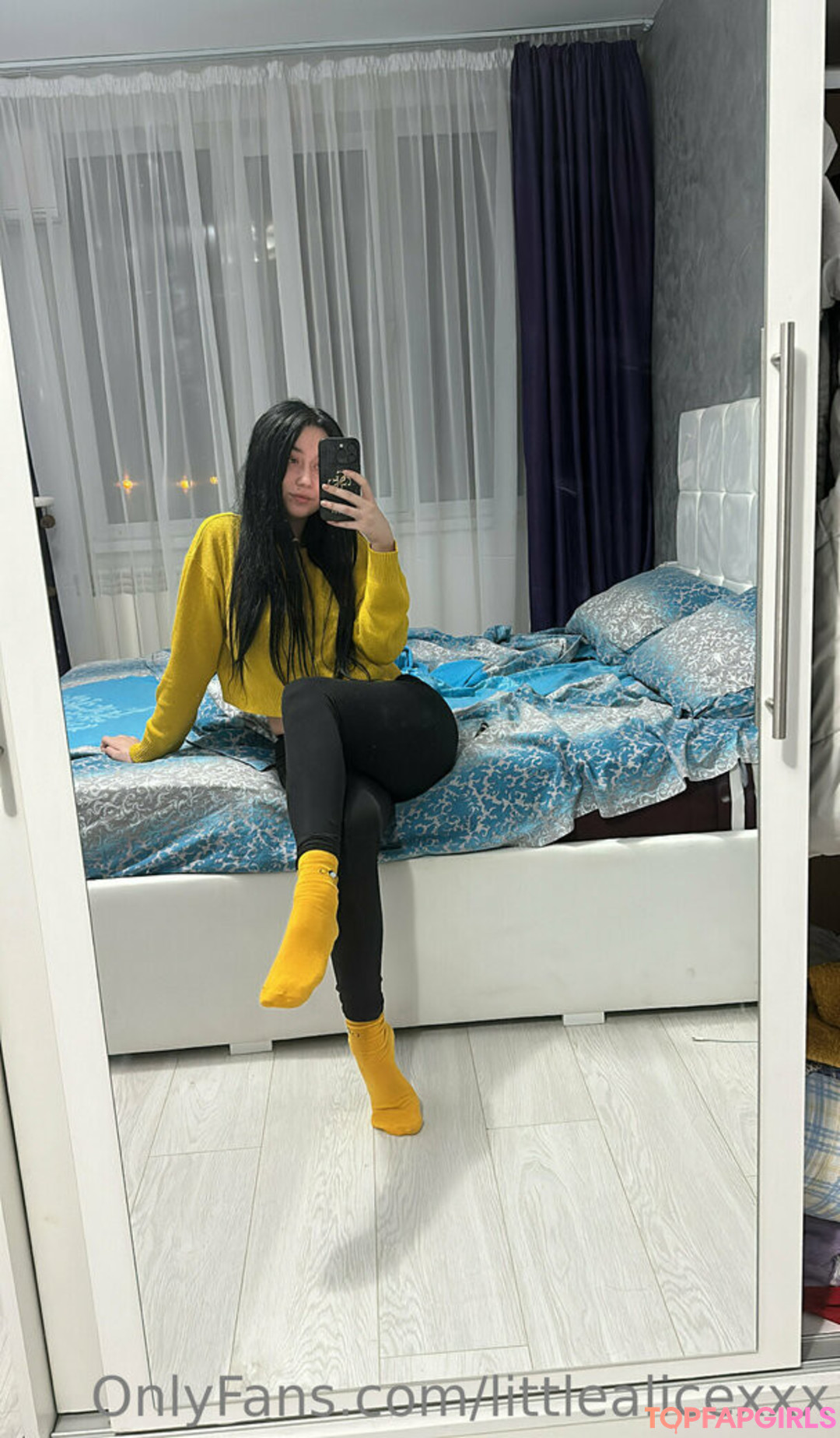 Foto di nudo di fuga di OnlyFans di Littlealicexxx #55 Foto di nudo di fuga di OnlyFans di Littlealicexxx #55