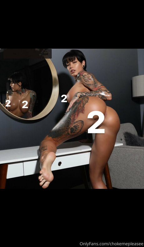 Foto di nudo di fuga di OnlyFans di Whitedovecries