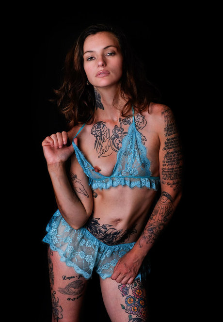 Foto di nudo di fuga di OnlyFans di Welshtattoo88