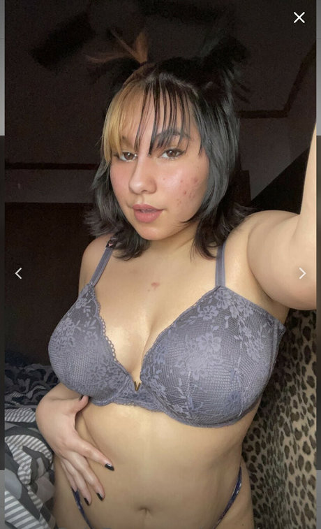Foto di nudo di fuga di OnlyFans di Nesstkuran